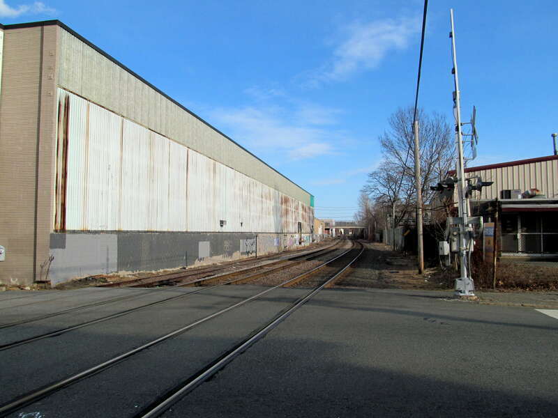 Fitchburg Line corridor at Park Street in Somerville, looking east. Somerville station, located behind the camera, closed in 1938.