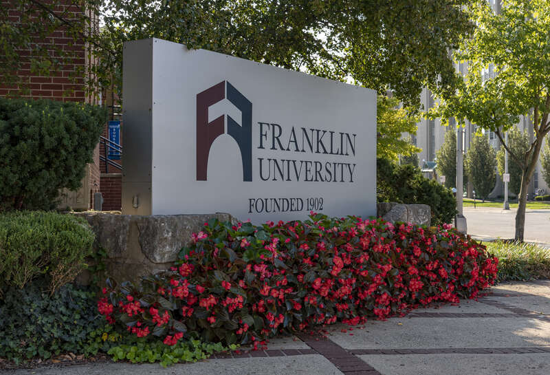 A sign on Grant Avenue for Franklin University.