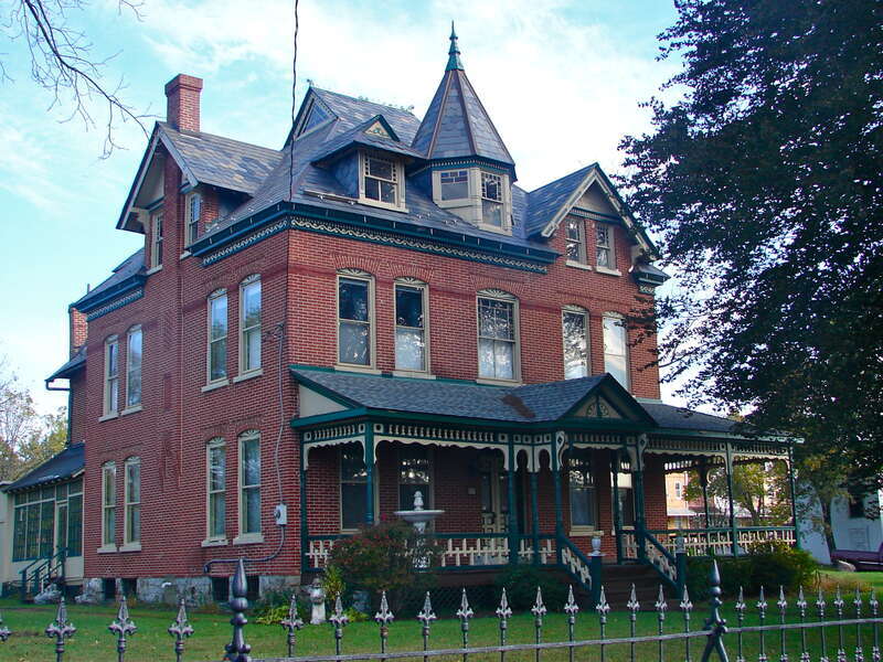 Gauff-Roth House on the NRHP since September 5, 1985. At 427–443 Auburn Street, Allentown, Pennsylvania