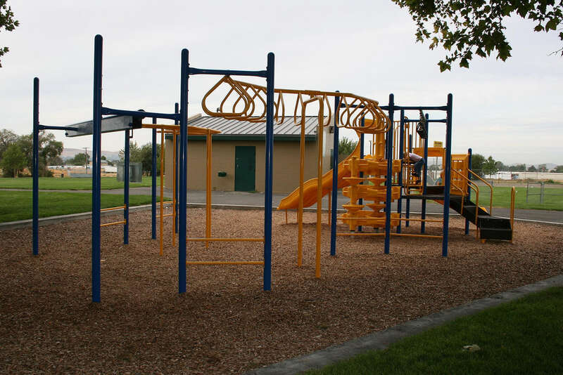 Highland Park, 2009 Pasco Washington