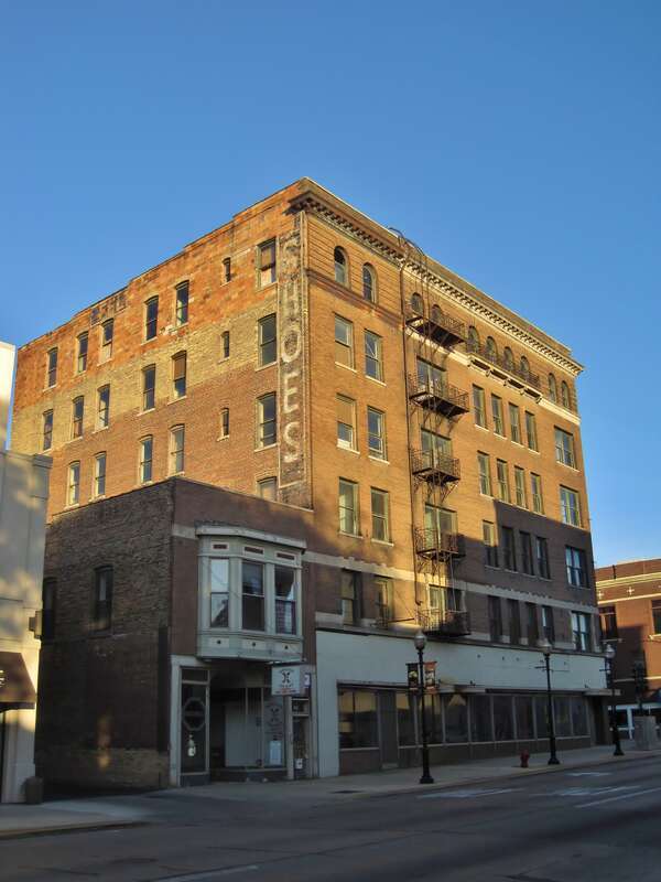 Hotel Arthur in Aurora (1905). It was the tallest building in Aurora until Hotel Aurora was built in 1917. Originally a hotel, the building is better known as the headquarters of the Aurora, Elgin &amp; Chicago Railroad from 1915 to 1935. It also