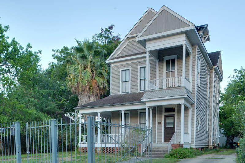 The house at 917 Heights Blvd., Houston (Texas, USA) is listed in the National Register of Historic Places, United States Department of the Interior.