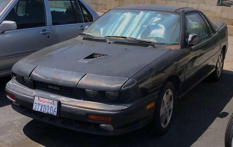 Isuzu Impulse (JT221)