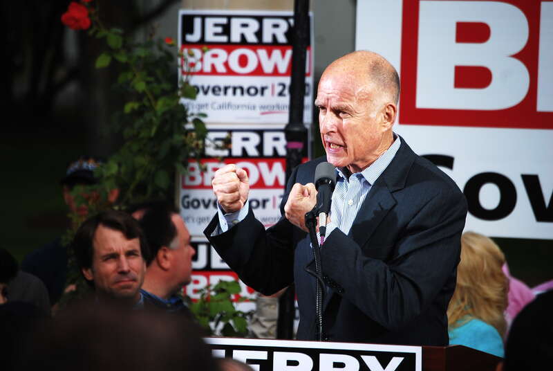 Jerry Brown rally in Victory Park, Stockton. Three days to go before the election &amp; the push is on...