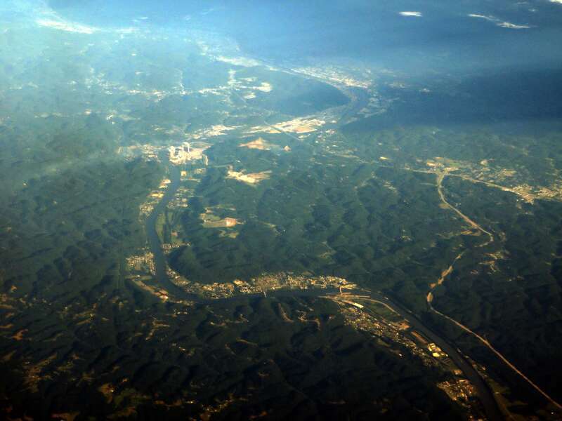 Winfield is a town in Putnam County, West Virginia, USA, along the Kanawha River. The population was 2,301 at the 2010 census. It is the county seat of Putnam County.
Winfield is a part of the Huntington-Ashland, WV-KY-OH, Metropolitan Statistical