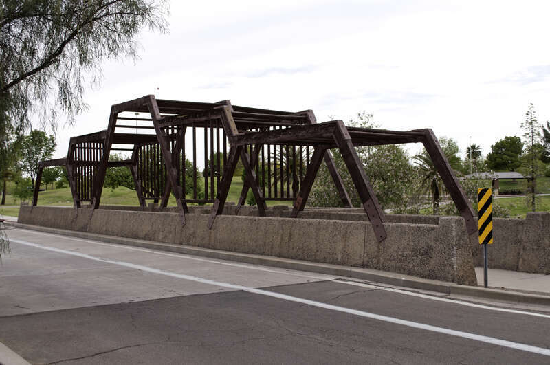 Kiwanis Park, Bridge Structure