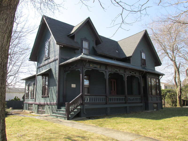 Louis Kotzow House, Pawtucket Rhode Island