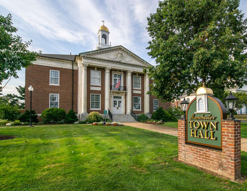 Manchester, Connecticut town hall