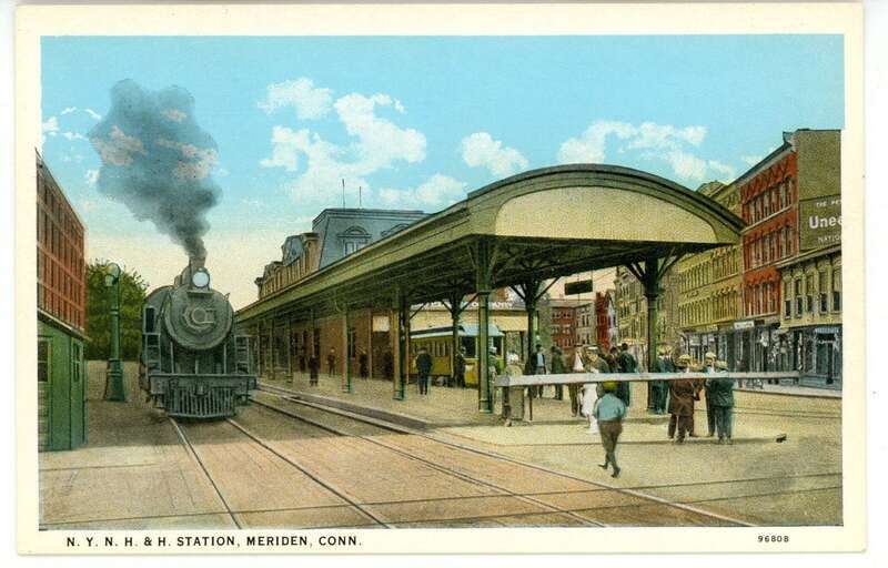 White border postcard of Meriden station, with a streetcar visible at center