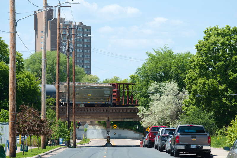 The neighborhood of Logan Park is in the Northeast community.
Minneapolis is split into 11 communities which are split into 86+ neighborhoods. My goal in 2022 is to take photos in all neighborhoods in Mpls in roughly alphabetical order.

2022-07-07