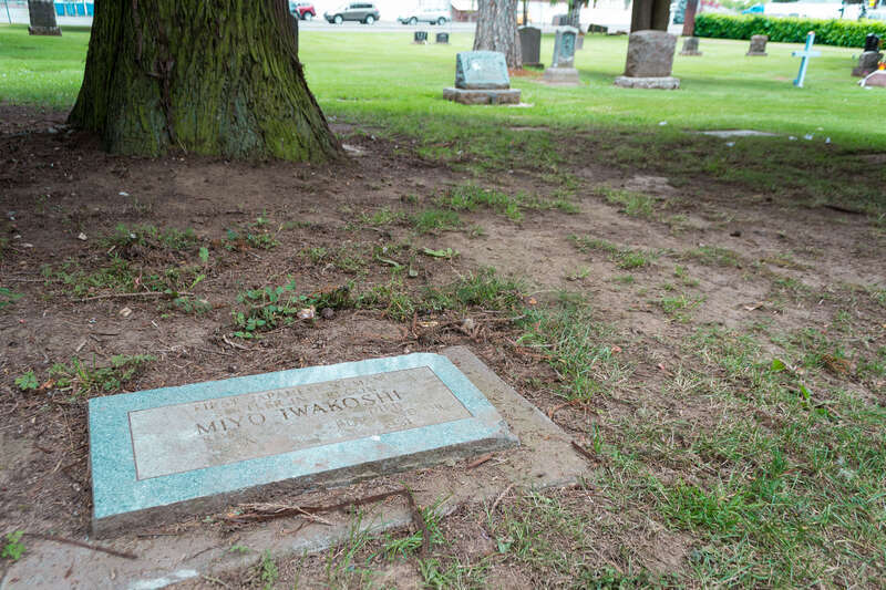 The gravesite of Miyo Iwakoshi, Oregon's first Japanese settler