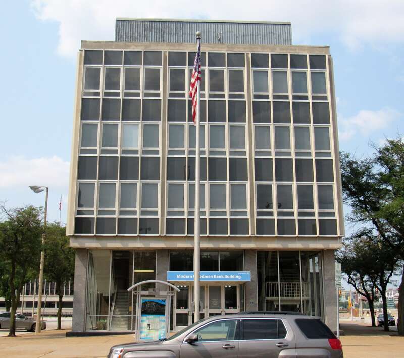Modern Woodmen Bank in downtown Rock Island, Illinois. It originally housed First National Bank of Rock Island.