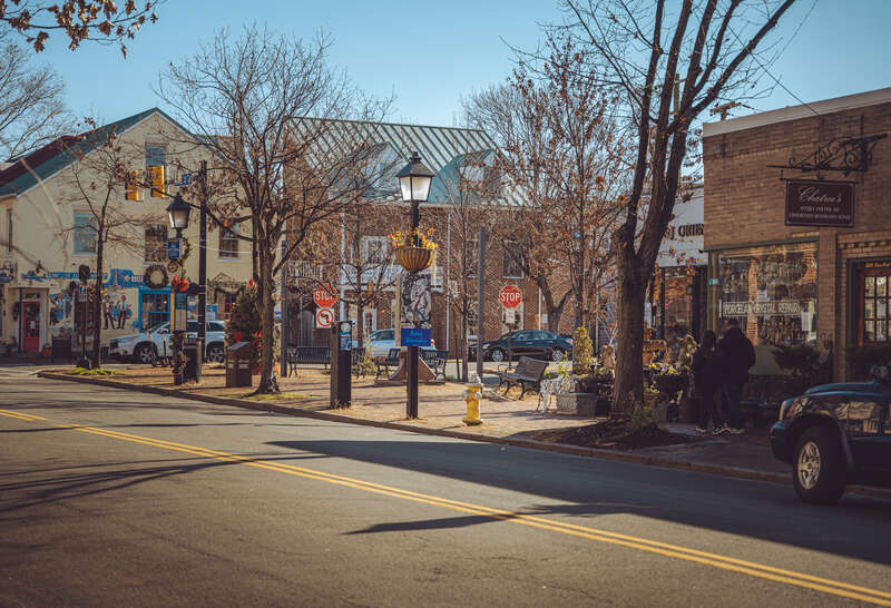 Took a calculated risk and masked up for a walk around my old stomping grounds of Old Town.

Luckily there weren't a lot of people out and the ones that were masked up and kept distant, which made for a pleasant stroll on a beautiful, if chilly day.