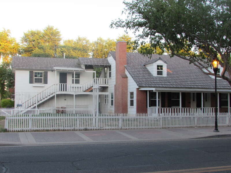 




This is an image of a place or building that is listed on the National Register of Historic Places in the United States of America. Its reference number is 92000680.

