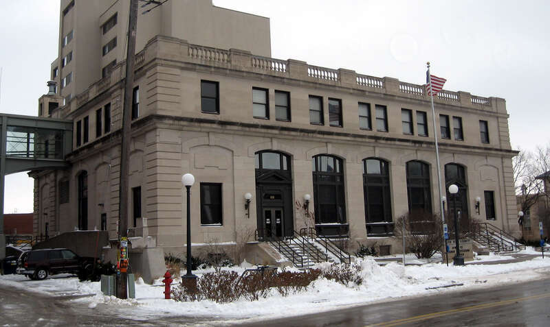Old Post Office, Location: 28 S. Linn St. Iowa City, IA. On NRHP.