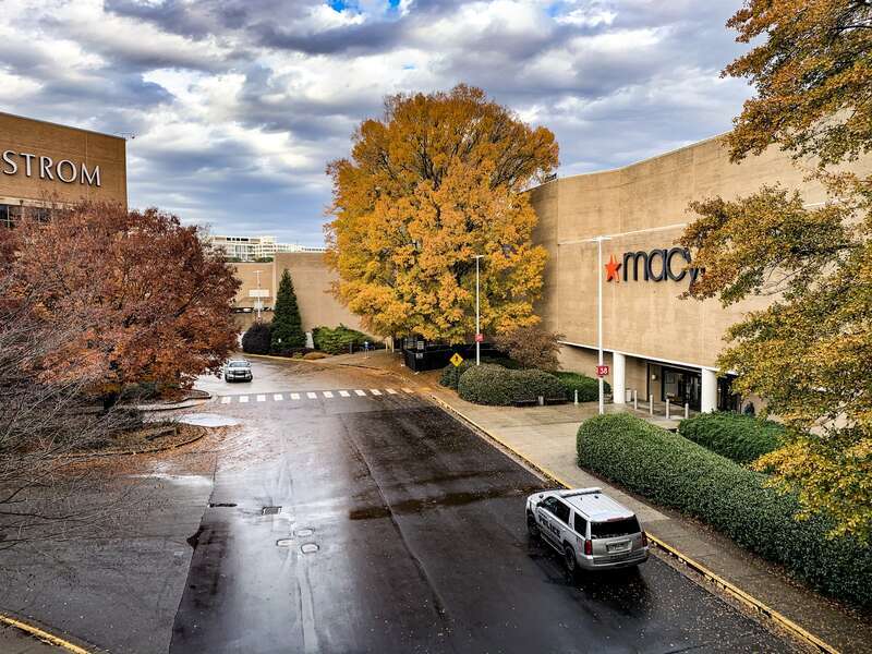 Perimeter Expo Shopping Center in 2019