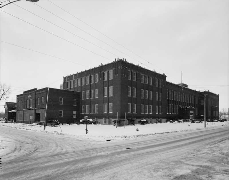Front of the Rath Packing Company Administration Building, located at the intersection of Sycamore and Elm Streets in Waterloo, Iowa, United States.  Built in 1925, it is listed on the National Register of Historic Places.