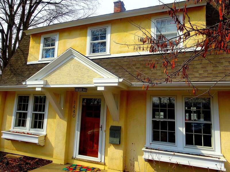 Roswell H. &amp; Kate Pickford Residence