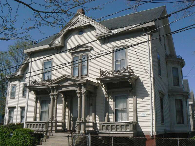 A photograph of the historic Charles Williams, Jr. House in Somerville, Massachusetts.