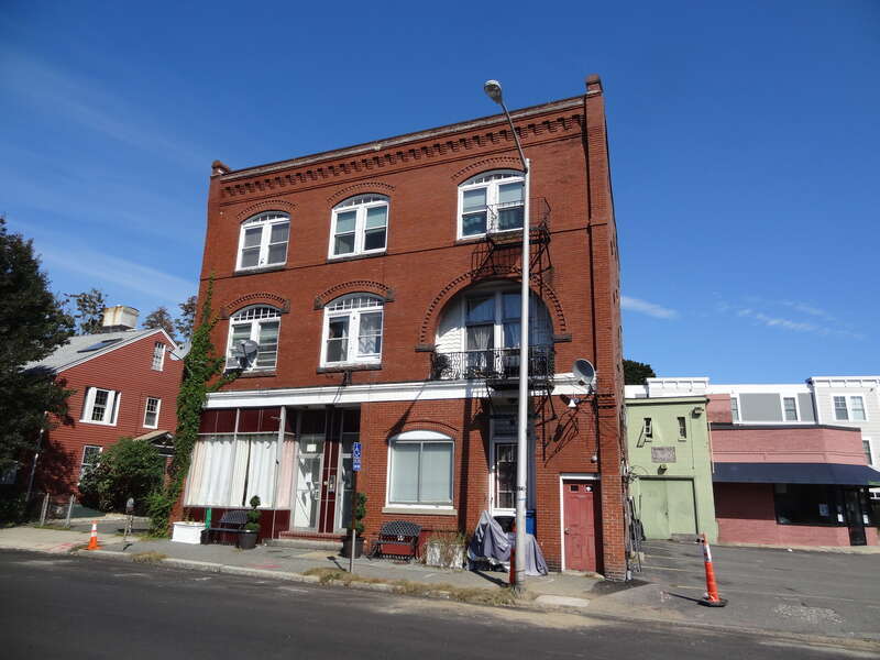 Stopford Block, 1887 
(Architect unknown)
7-9 Railroad Ave 
Beverly, Massachusetts
Massachusetts Cultural Resource Information System: BEV.285 

"Stopford's Central Block" was home to the wholesale and retail fish business of State Senator William