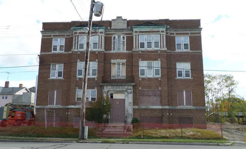 The Swayze Apartment building, located at 313 W Court St, Flint, MI