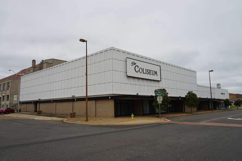 The Coliseum Sports Bar in Texarkana, Arkansas (United States).