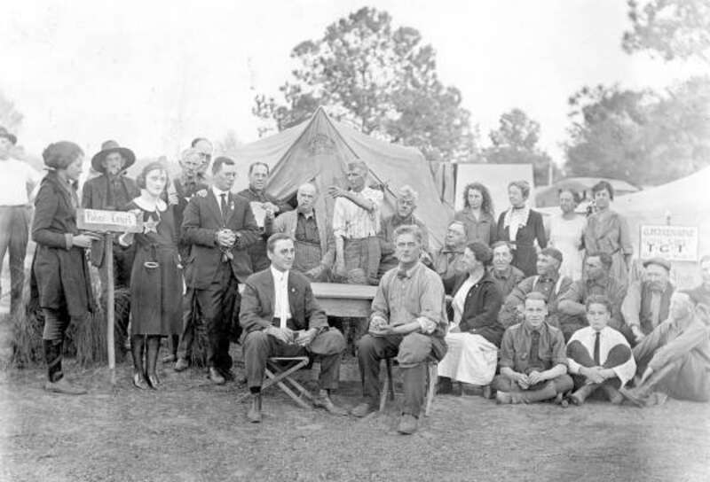Local call number: PR01243
Title: Tin Can Tourists: Gainesville, Florida
Date: ca. 1921
General note: Man to the right of the table is Otho Granford Shoup. Woman next to him is Rose Elizabeth Shoup.
Physical descrip: 1 photoprint - b&amp;w - 8 x 10