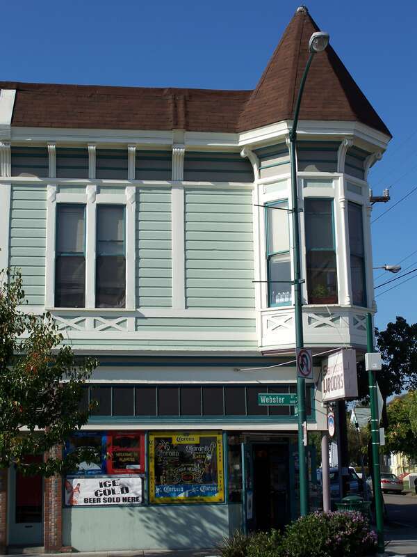 1431 Webster Street. Alameda, California, USA