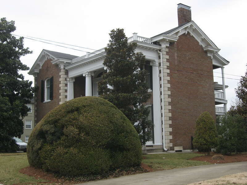 Front and eastern end of the W.H. Everhardt House, located at 1223 College Street in Bowling Green, Kentucky, United States.  Built in 1879, it is listed on the National Register of Historic Places.