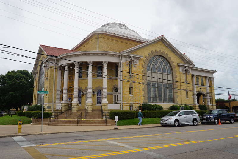 First Baptist Church in Waco, Texas (United States).