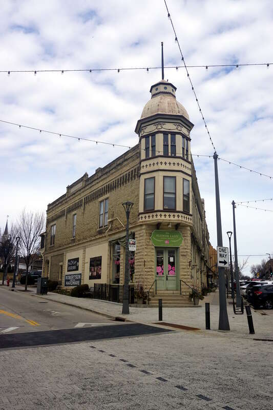 The Dittmar Building (including The Flower Lady) in Wauwatosa, Wisconsin (United States).