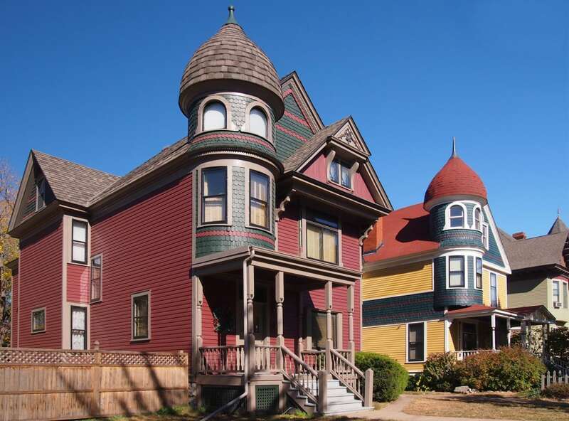 L.J. Gates House and A. Bettingen House (both built 1889), Woodland Park Historic District, St Paul, Minnesota, USA 





This is an image of a place or building that is listed on the National Register of Historic Places in the United States of