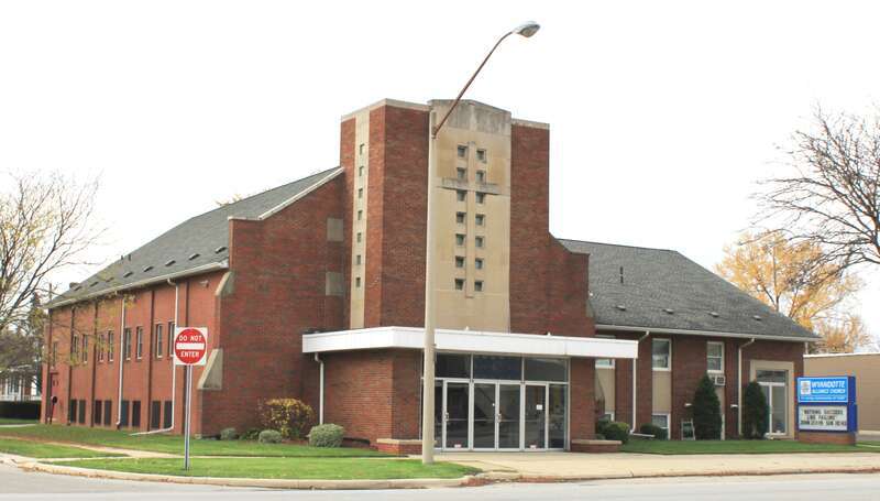 Wyandotte Alliance Church, 1901 Eureka Road, Wyandotte, Michigan