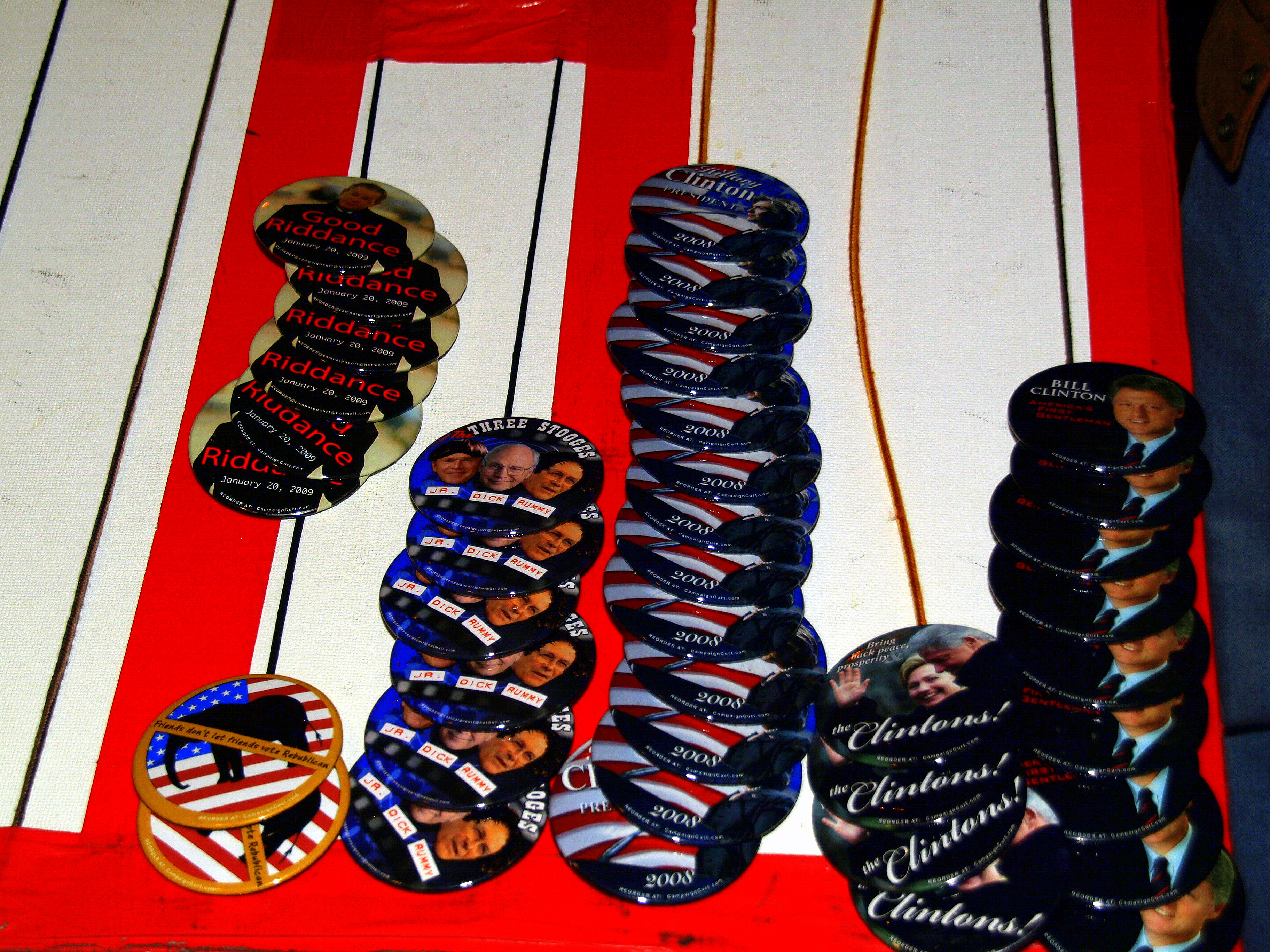"America Needs a First Gentleman" Button