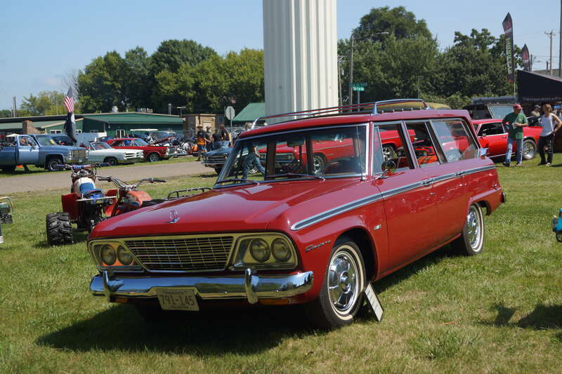 Gear-Head Get Together 
Show &amp; Swap Meet
Maple Lake, Minnesota
August 2017


<a href="https://www.flickr.com/photos/greggjerdingen/collections/72157631550277505/">Click here for more car pictures at my Flickr site.</a>   

  <a