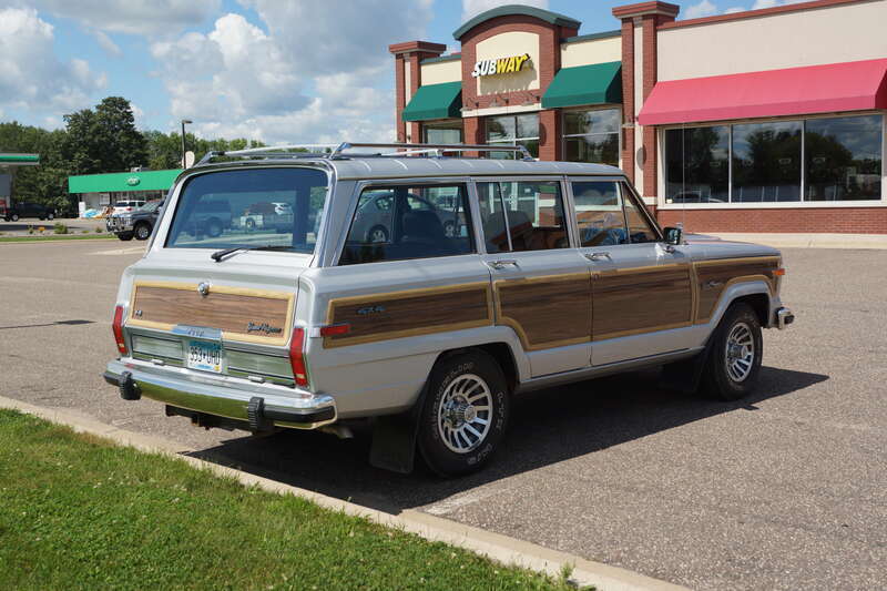<a href="https://www.flickr.com/photos/greggjerdingen/collections/72157631550277505/">Click here for more car pictures at my Flickr site.</a>