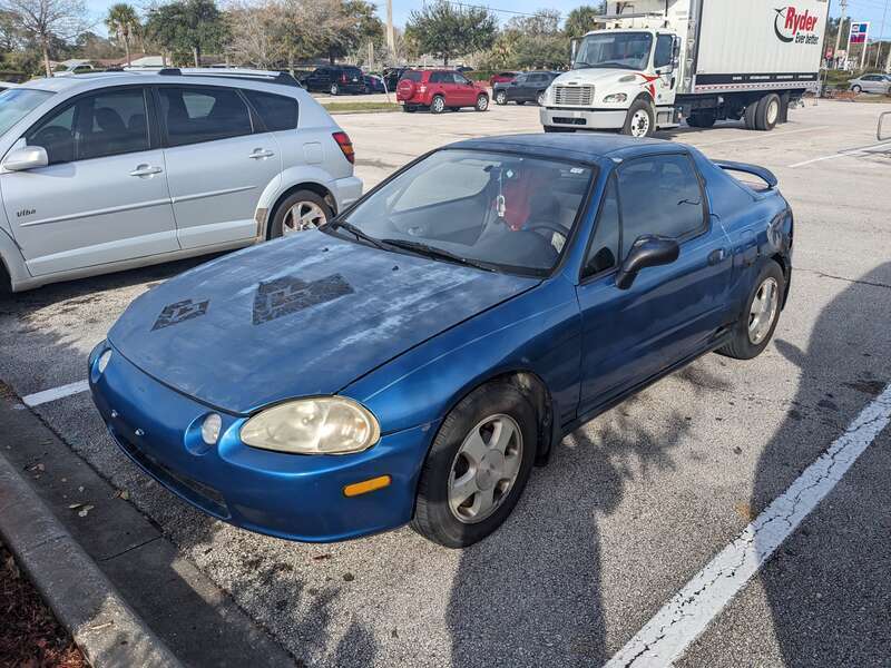 A 1993 Honda Civic del Sol outside a Walmart in Palm Bay, Florida