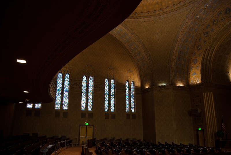 sanctuary of Rodeph Shalom in Philadelphia, featuring the north wall