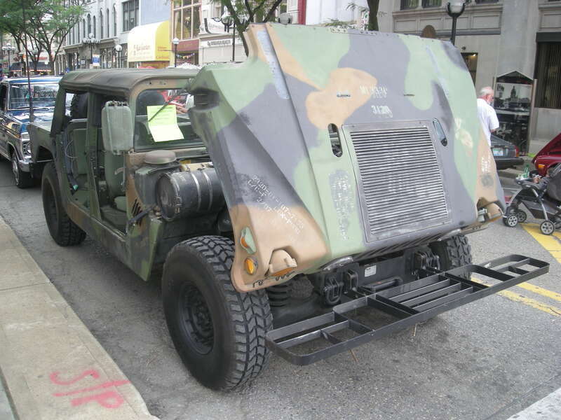A 1987 AM General HMMWV at the 2014 Rolling Sculpture Car Show in Ann Arbor, Michigan (United States).