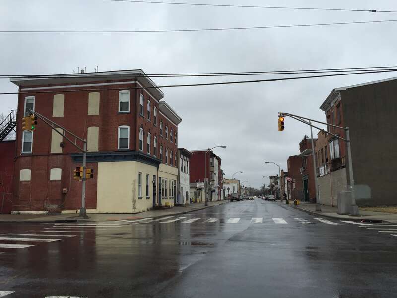View southwest along North Clinton Avenue at the intersection with Olden Avenue (Mercer County Route 622) in the East Trenton section of Trenton, New Jersey