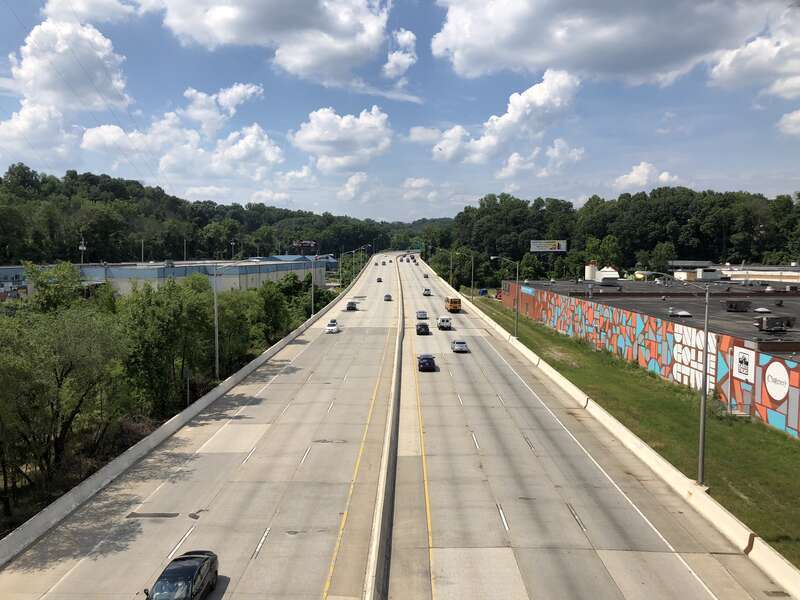 View north along Interstate 83 (Jones Falls Expressway) from the overpass for West 41st Street in Baltimore City, Maryland