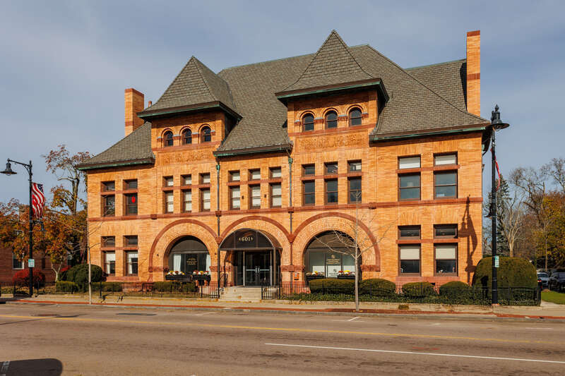 601 High Street, Dedham MA. Architects Hartwell and Richardson, 1892