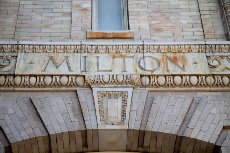 Oakland Public Library