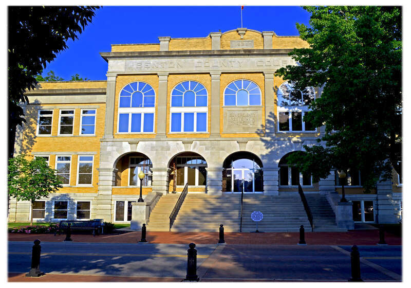 Benton County Courthouse, 106 SE. A St. Bentonville