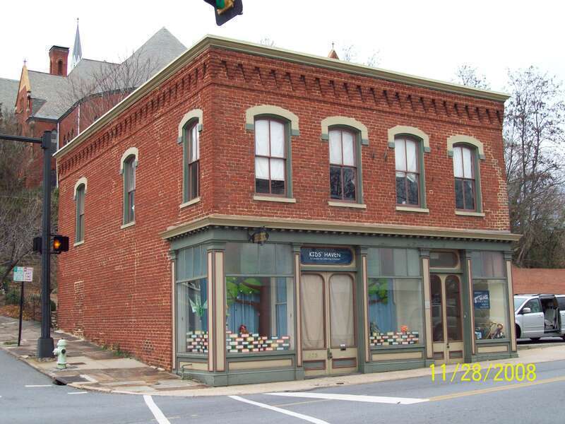 Bragassa Toy Store, Lynchburg VA, November 08