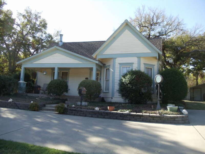 Bratton House