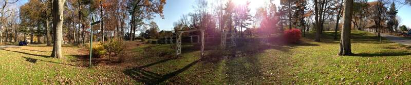 CAPRON PARK ZOO