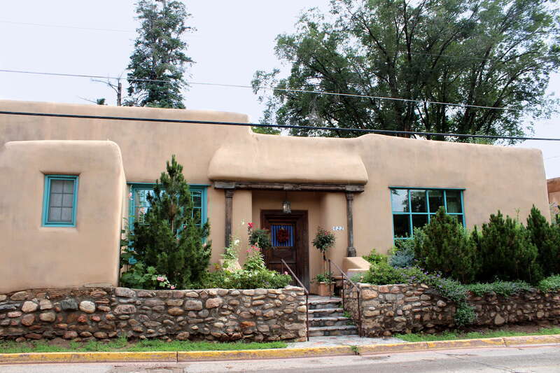 Canyon Road, Santa Fe, New Mexico, USA