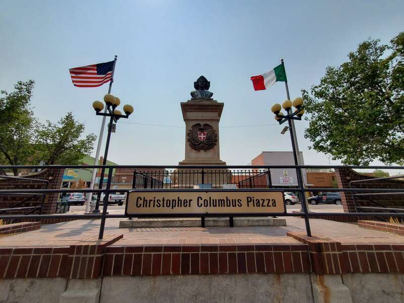 




This is an image of a place or building that is listed on the National Register of Historic Places in the United States of America. Its reference number is 11000608.

