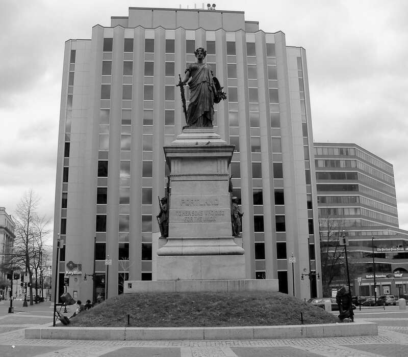 Civil War monument